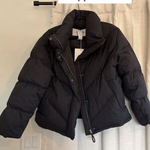 Aritzia Cloud Puffer Jacket